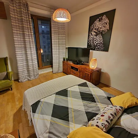 Apartment Center