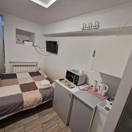 Apartment Center
