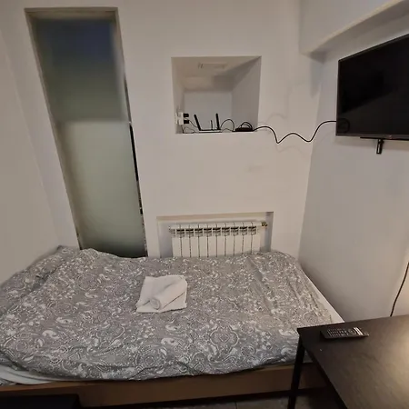 Apartment Center